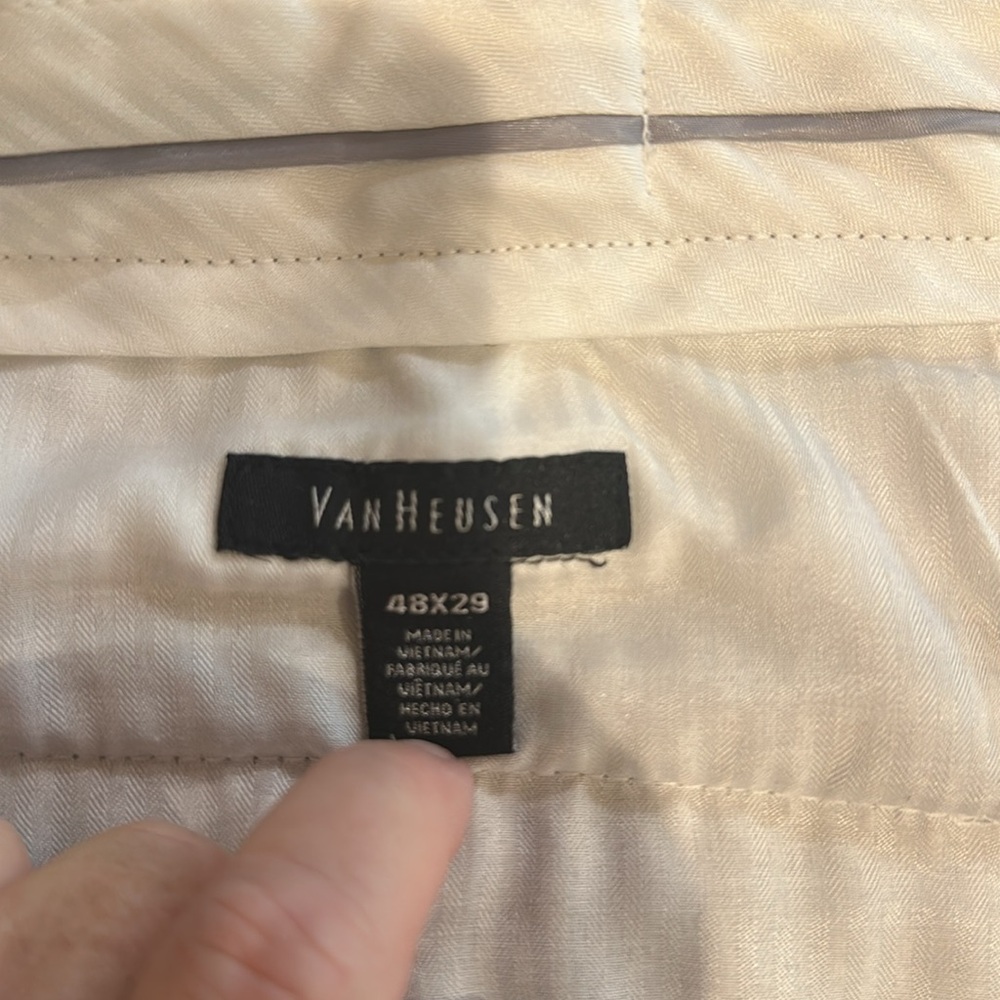 Van Heusen Men's Tan Pants size 48x29 - Picture 3 of 3